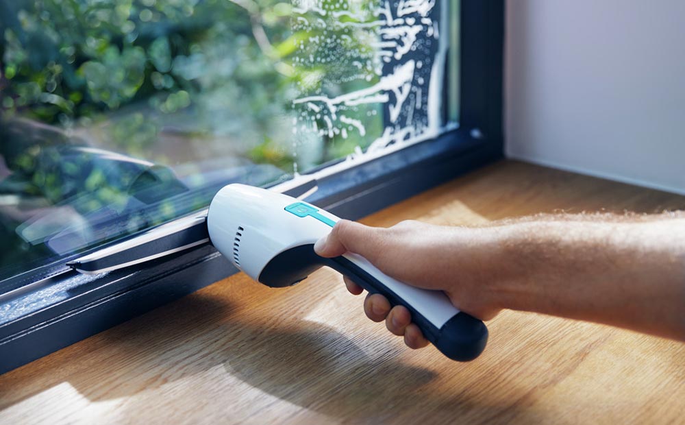 Leifheit launches new window and bath vacuum cleaner - Leifheit Group